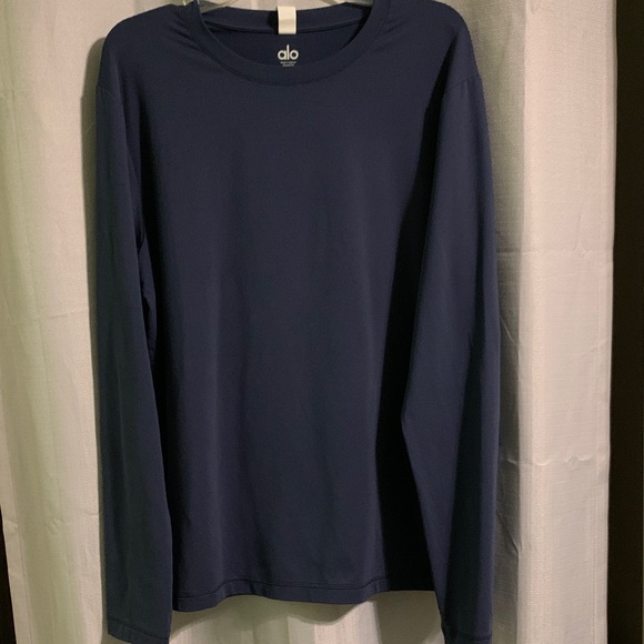 ALO Yoga Men's Deep Blue Long Sleeve Tee - Picture 1 of 7